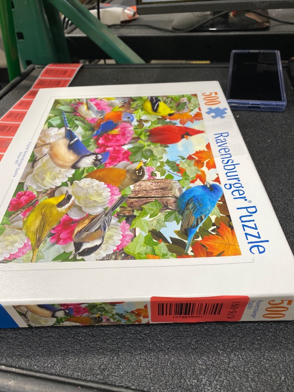Photo 1 of **missing part ***Ravensburger Garden Birds 500 Piece Jigsaw Puzzle for Adults - 12000147 - Handcrafted Tooling, Made in Germany, Every Piece Fits Together Perfectly