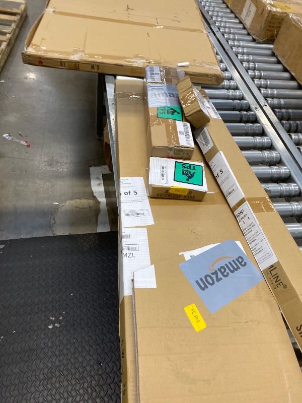 Photo 1 of A box might be missing.
DreamLine Unidoor 40-41 in. W x 72 in. H Frameless Hinged Shower Door with Shelves in Satin Black, SHDR-20407210S-09