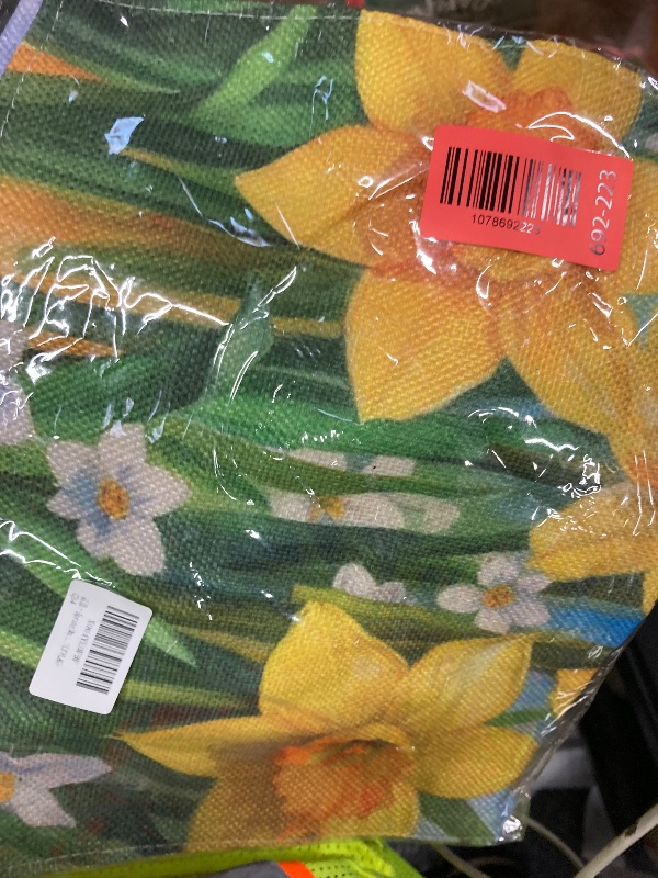 Photo 1 of ***STAKE NOT INCLUDED***Spring Daffodil Floral Flower Garden Flag 12x18 Inch Vertical Double Sided Seasonal Summer Welcome Small Flags Farmhouse Outside Decoration For Yard (ONLY FLAG) CJ64***STAKE NOT INCLUDED***