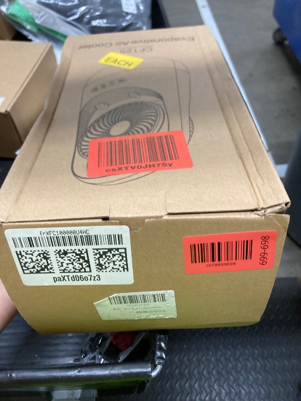 Photo 1 of **PARTS ONLY***Portable Air Conditioners, 3 In 1 Personal Air Conditioner,3 Speeds USB Mini Air Cooler with 400ML Water Tank for Bedroom, Office, Living Room