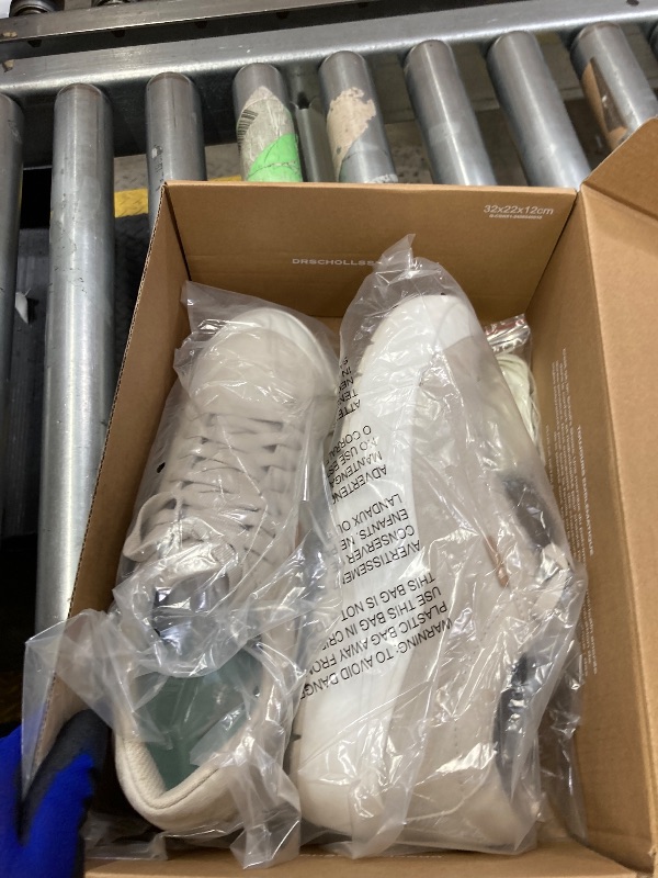 Photo 1 of ***USED-DAMAGED -SELLING AS IS *** Dr. Scholl's Shoes Womens Time Off Sneaker Oyster Microfiber 10 M