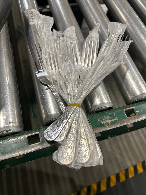 Photo 1 of 8CT FORKS