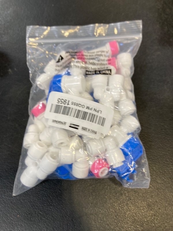 Photo 1 of Lemoy 1/4" OD Quick Connect Push In to Connect Water Tube Fitting for RO Reverse Osmosis Water Filter Fittings Pack of 30