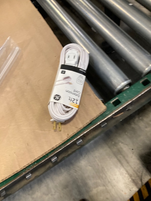 Photo 1 of GE 3-Extension Cord with Multiple Outlets 12 Ft Power Strip 2 Prong 16 Gauge Twist-to-Close Safety Covers Indoor Outlet Extender UL Listed White 51954