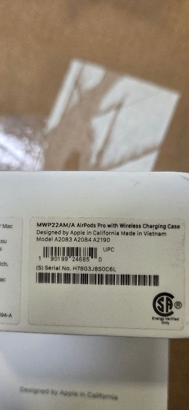 Photo 1 of *** not charging***Apple AirPods Pro (2nd Gen) Wireless Earbuds, Up to 2X More Active Noise Cancelling, Adaptive Transparency, Personalized Spatial Audio MagSafe Charging Case (Lightning) Bluetooth Headphones for iPhone