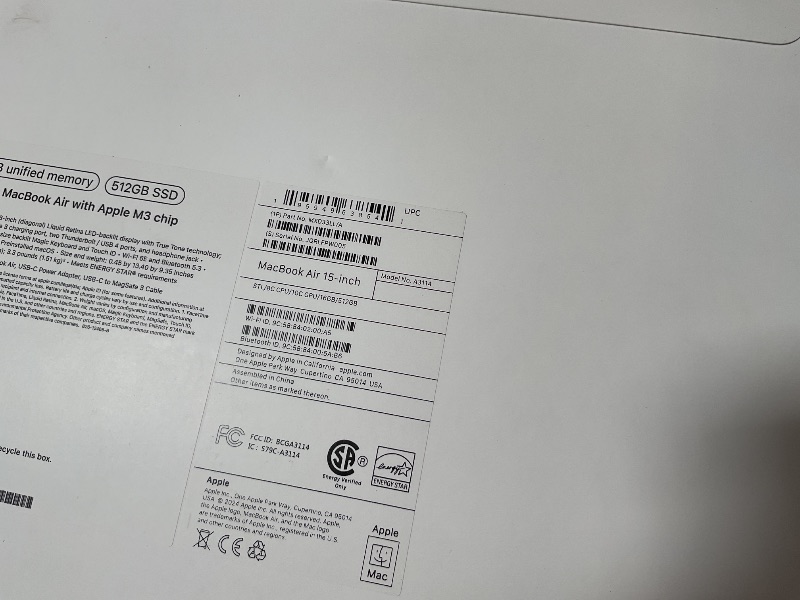 View 4 of **Factory seal**Apple 2024 MacBook Air 15-inch Laptop with M3 chip: Built for Apple Intelligence, 15.3-inch Liquid Retina Display, 16GB Unified Memory, 512GB SSD Storage, Backlit Keyboard, Touch ID; Starlight