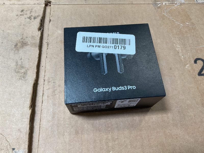 Photo 1 of Samsung Galaxy Buds 3 Pro AI True Wireless Bluetooth Earbuds, Noise Cancelling, Sound Optimization, Redesigned Comfort Fit, Silver [US Version, Amazon Exclusive,