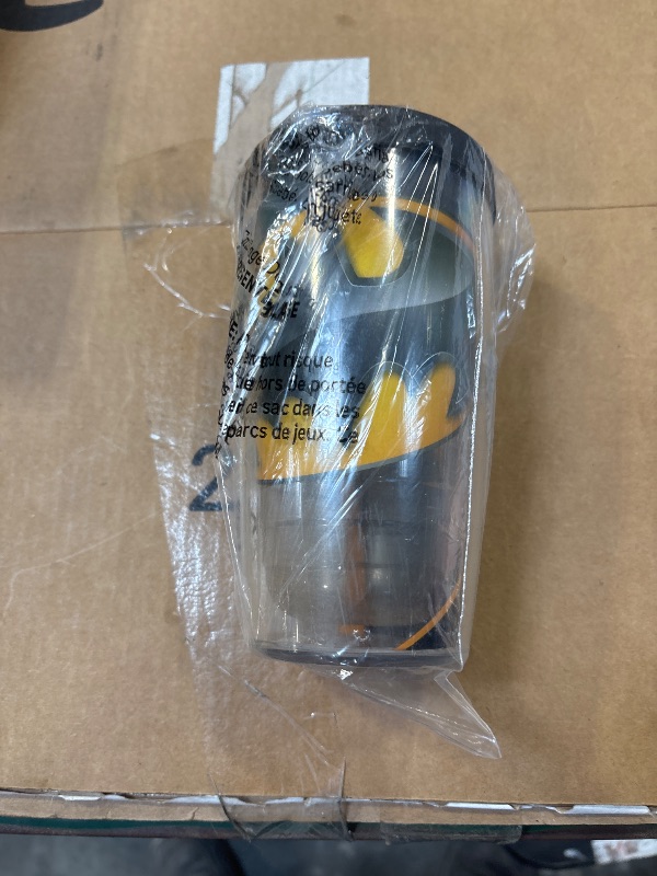 Photo 1 of DC Comics Batman Logo 16 oz Tumbler with lid
