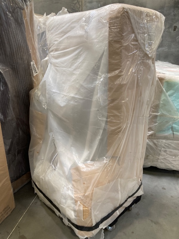 Photo 1 of 7700597 Ashley Furniture Mabton Right-arm Facing Power Reclining Back Chaise--------MISSING THE LEFT ARE FACING CHAIR ------THERE IS A COMPLETE PICTURE OF WHAT THE COMPLETE ITEM LOOKS LIKE AND A PICTURE OF WHAT IS BEING SOLD PLEASE REVIEW CAREFULLY -----
