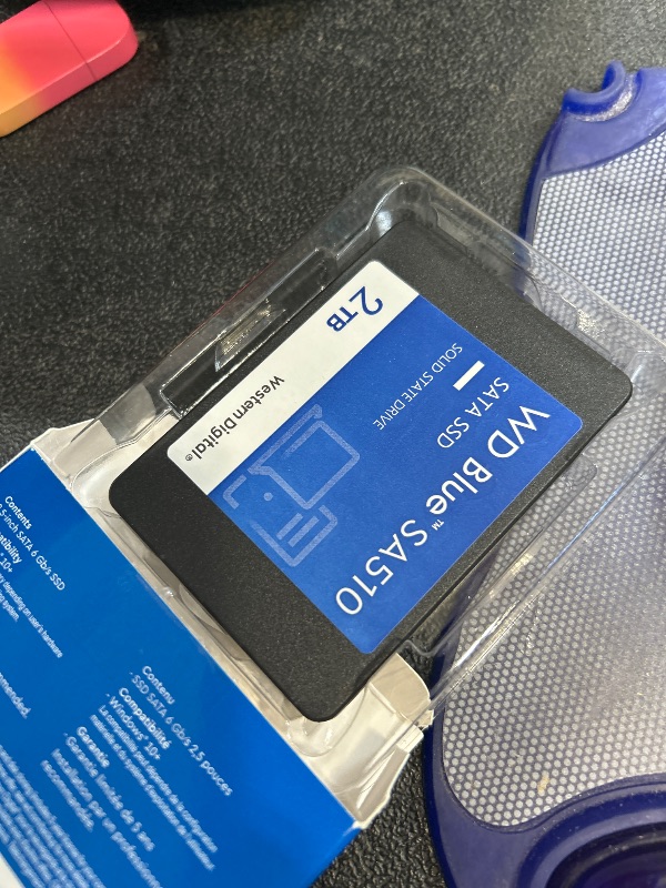 Photo 1 of Western Digital 2TB WD Blue SA510 SATA Internal Solid State Drive SSD - SATA III 6 Gb/s, 2.5"/7mm, Up to 560 MB/s - WDS200T3B0A