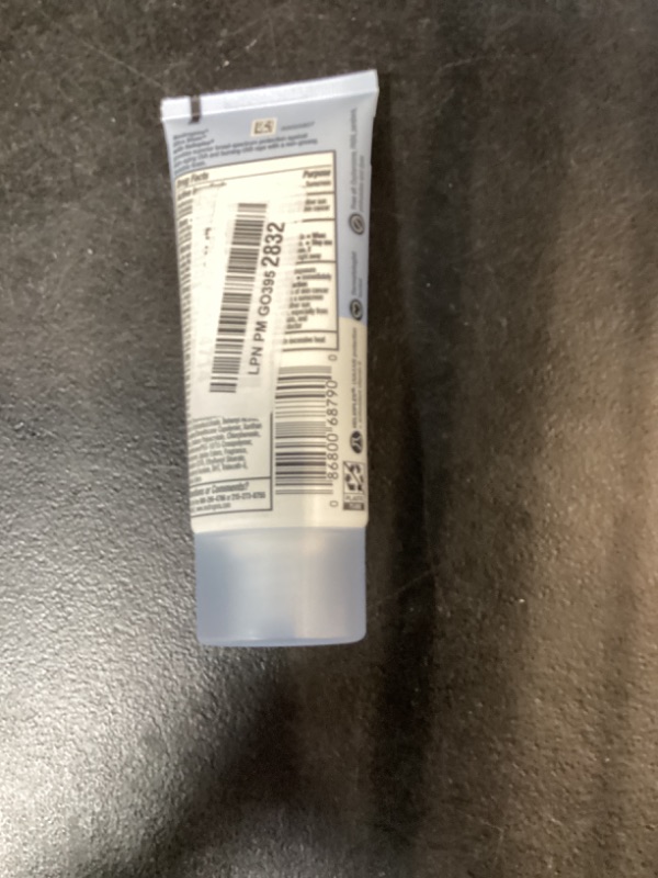 Photo 1 of Neutrogena Ultra Sheer Dry-Touch Sunscreen SPF 55 for Face & Body, Lightweight Non Greasy Broad Spectrum UVA/UVB Protection, No White Cast, Water Resistant (80 Min) Travel Sunscreen Lotion, 3 fl oz