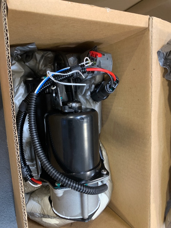 Photo 1 of ZYFONLIX Air Suspension Compressor Compatible with 2006-2012 Range Rover L322 Hitachi Type Land Rover Range Rover HSE and Supercharged OEM Number LR025111, LR010376, LR011839, LR041777