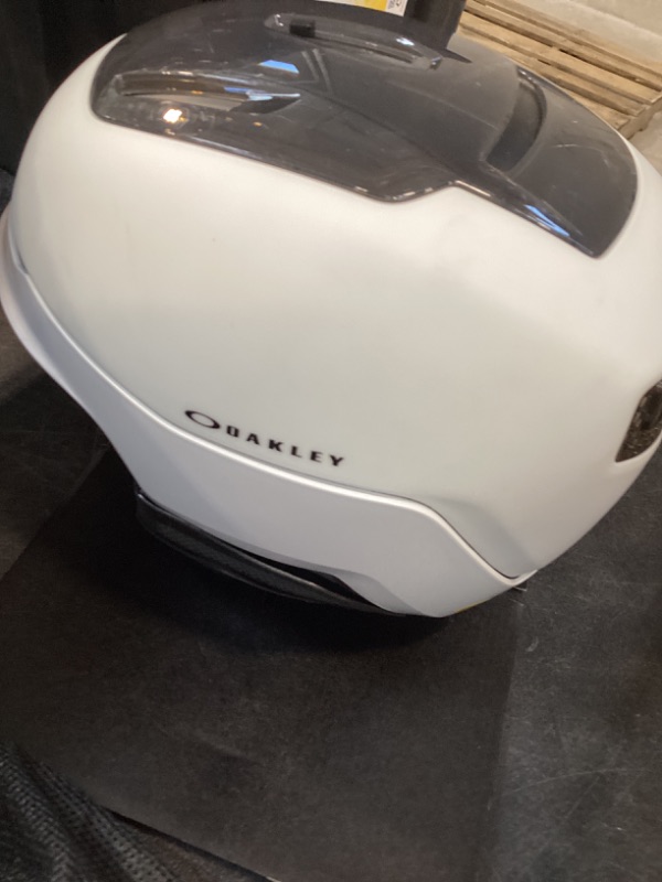 Photo 1 of Oakley FOS900641100L Mod5 White L