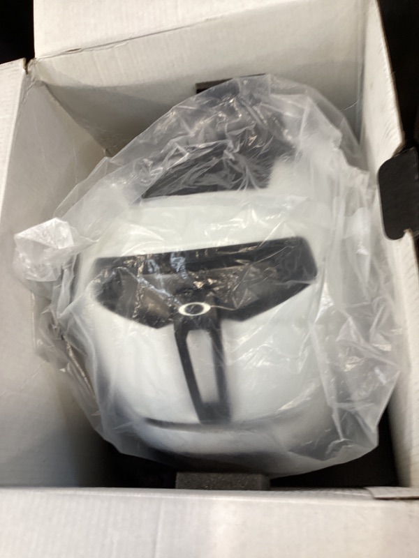 Photo 1 of Oakley FOS900641100L Mod5 White L