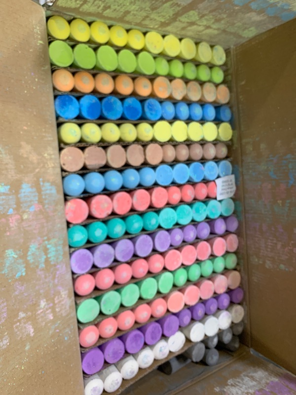 Photo 1 of JOYIN 160 PCS Sidewalk Chalks Set-16 Colors Non-Toxic Washable Jumbo Chalk for Outdoor Art Play, Painting on Chalkboard, Blackboard and Playground