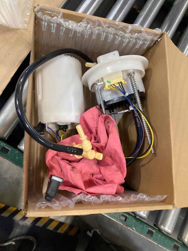 Photo 1 of Keysui Electric Fuel Pump Module Assembly Compatible with Volkswagen CC 2009-2017, Passat 2006-2010/2012-2021 1.8L 2.0L 3.6L, Replace# FP3136, 3AA919051L, E8738M, FG1268 with Sending Unit