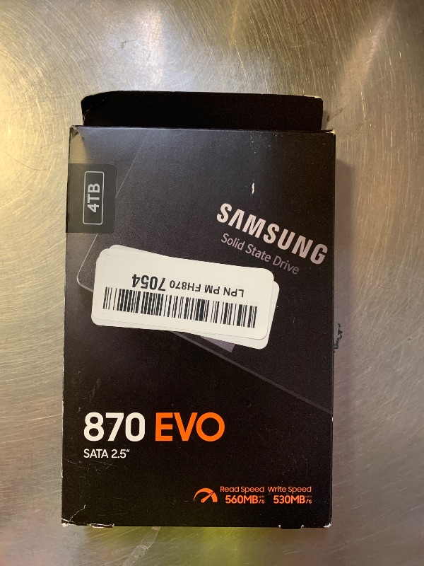 Photo 1 of SAMSUNG 870 EVO 4TB 2.5 Inch SATA III Internal SSD (MZ-77E4T0B/AM) , Black