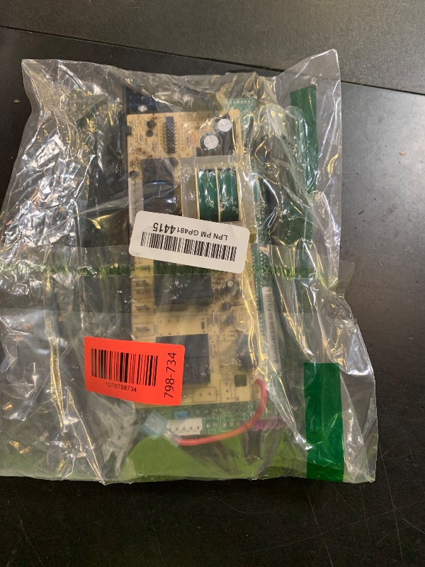 Photo 1 of Frigidaire 316560118 Genuine OEM Control Board for Ranges