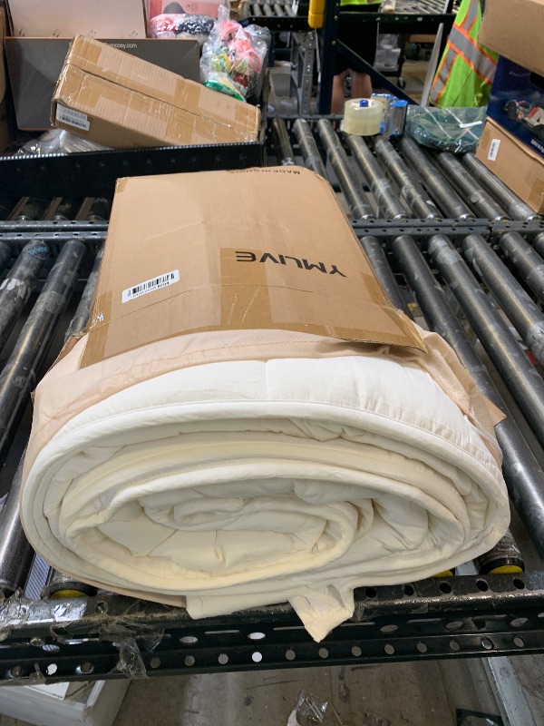 Photo 1 of YMLIVE Wool Comforter Dvet Insert King Size for All Season, Luxurious Wool Fill Duvet, Breathable Comforter, 100% Noiseless Waffle Cotton Shell (White)