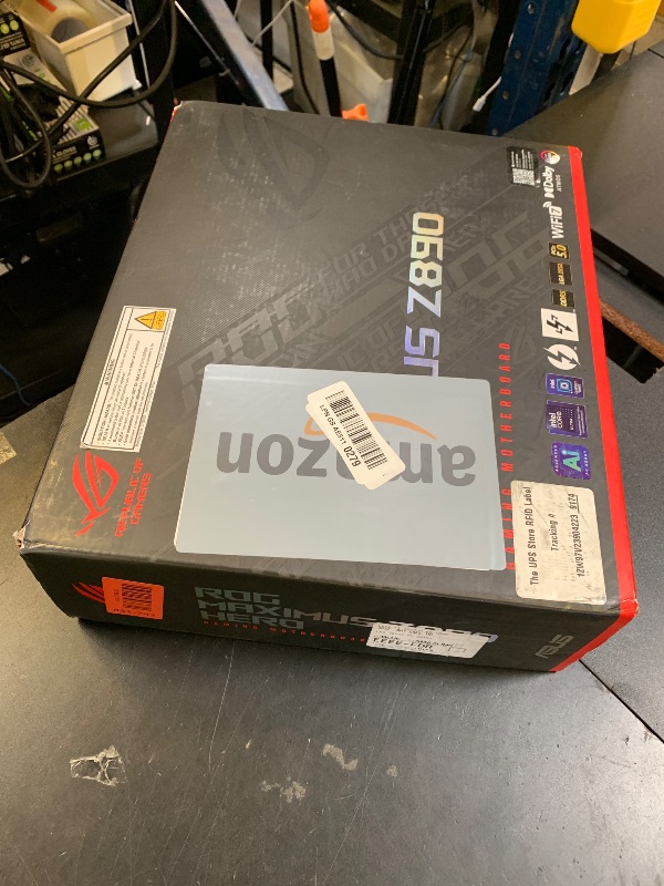 Photo 1 of ASUS ROG Maximus Z890 Hero Intel® Z890 LGA 1851 ATX Motherboard, Advanced AI PC-Ready, 22+2+1+2 Stages, DDR5, WiFi 7, 3X PCIe® 5.0 M.2, Thunderbolt™ 4, USB Type-C®, AI Overclocking/Cooling/Networking