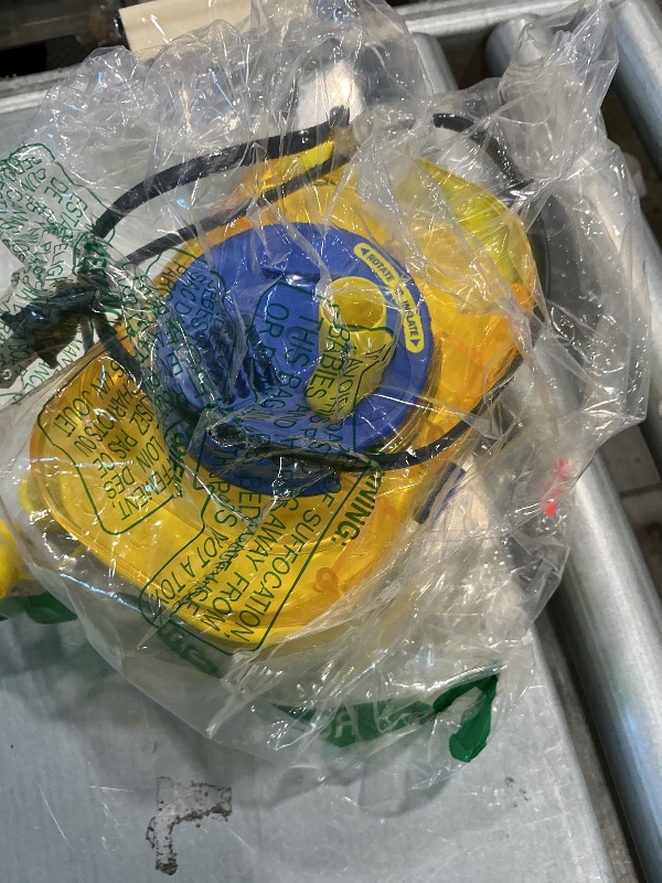 Photo 1 of ***USED*** ***ITEM IS A DIFFERENT COLOR*** Sumekar Electric Balloon Pump,Pump Electric,New Fast Balloon Tying Tool,Suitable for Party Decoration,Birthday Celebrations,Wedding Events,Blue&White