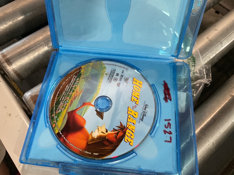 Photo 1 of * INCORRECT CASE **Home On The Range [DVD]