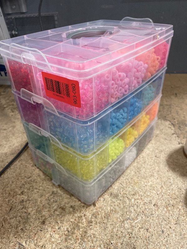 Photo 1 of 1000 p+ piece beads