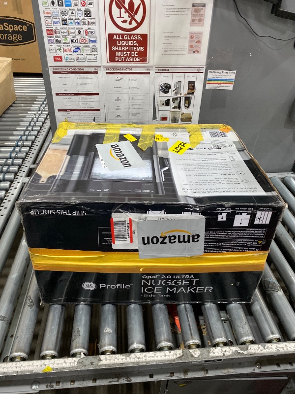 Photo 1 of **. missing scooper, and tank valve*** parts only**
GE Profile standard 2.0 Ultra Nugget Ice Maker with .75 Gallon Side Tank and Scale Inhibiting Filter, Scoop Included, 38 lbs in 24 Hours, Pellet Ice Machine with WiFi & Smart Connected, Black
