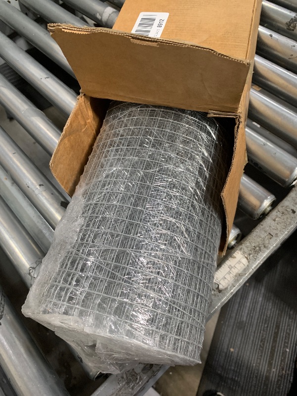 View 3 of 1/2 inch 48in x 50ft Hardware Cloth Chicken Wire Fencing 19G, Hot Dipped Galvanized After Welding, Wire Mesh Roll, Garden Fence,Poultry and Rabbit Barrier, Outdoor Metal Fencing