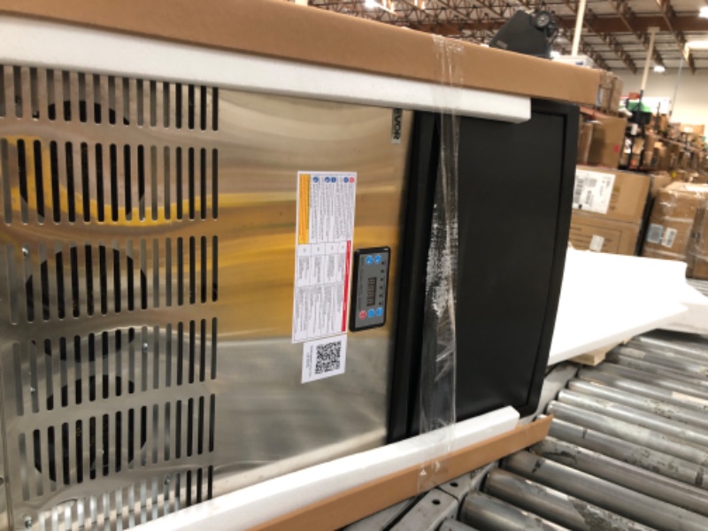 Photo 1 of (unfunctional, for parts) VEVOR Commercial Ice Maker Machine, 200 lbs/24h with 50 lbs Storage Capacity, Built-in/Freestanding/Under Counter, Stainless Steel Ice Maker with LED Display & Self-Cleaning, for Home Bar Restaurant