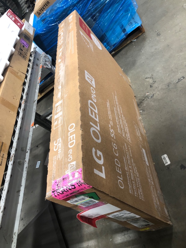 Photo 1 of *BROKEN SCREEN* LG 55-Inch Class OLED evo AI 4K C6 Series Smart TV w/Dolby Atmos, Dolby Vision, HDR10, AI Super Upscaling 4K, Filmmaker Mode, Wow Orchestra, Compatible with Alexa (OLED55C6PUA, 2026)