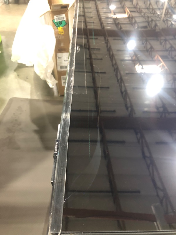 Photo 1 of *BROKEN SCREEN* Samsung 50-Inch Class U8000H Series Crystal UHD, 4K, Smart TV, 2026 Model