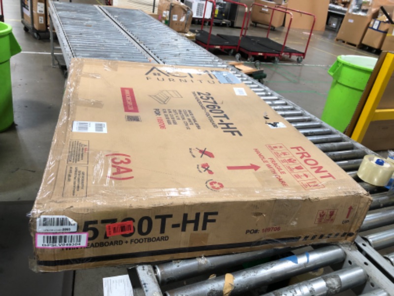 Photo 1 of *INCOMPLETE* Contemporary Twin Size White Color Finish Bed Bedroom Furniture Panel Headboard
