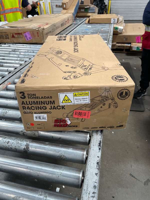 Photo 1 of *** CHECK ALL PHOTOS***    Big RED AT830003XLR Torin Low Profile Economic Aluminum Service/Floor Garage Jack with Quick Lift Pump, 3 Ton (6,000 lb) Capacity, Red