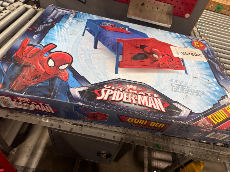 Photo 1 of ************Missing screws and side rails for bed.****************
Marvel Spider Man Plastic 3D-Footboard Twin Bed by Delta Children