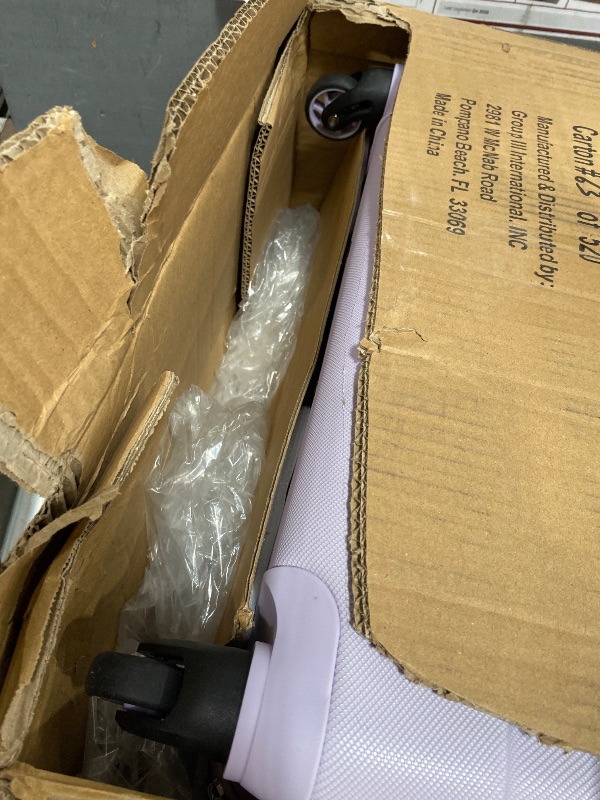 Photo 1 of ***MISSING MEDIUM SUITCASE AND SMALL***
SwissGear 7366 Signature Hardside Expandable Luggage with Spinner Wheels, TSA Lock, Cup-Holder, Evening Haze, 3-Piece Set (19/23/27)
