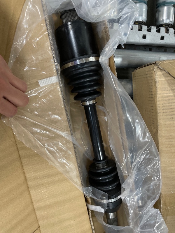 Photo 1 of  4WD Front 2 CV Axles