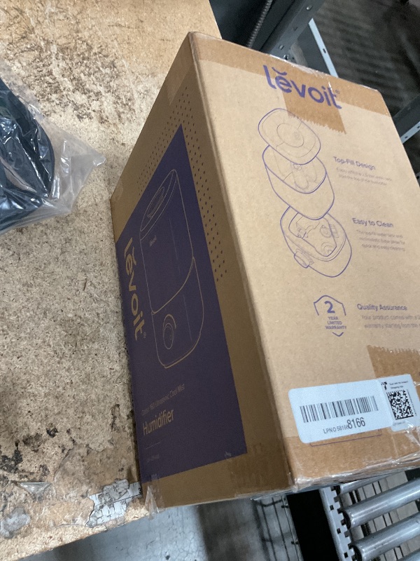 Photo 1 of **LEAKS WATER**LEVOIT Top Fill Humidifiers for Bedroom, 2.5L Tank for Large Room, Easy to Fill & Clean, 28dB Quiet Cool Mist Air Humidifier for Home Baby Nursery & Plants, Auto Shut-off for Safety, 25H