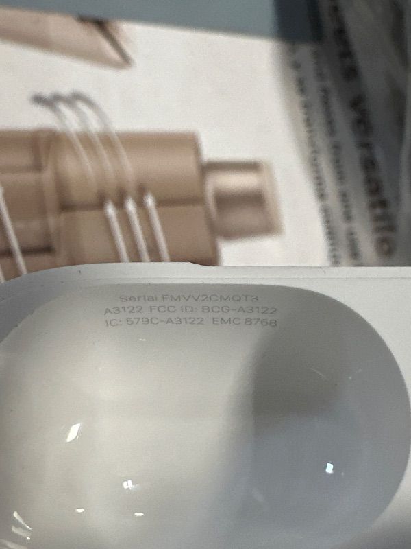 Photo 1 of ***FOR PARTS ONLY BATTERY ISSUE***
Apple AirPods Pro 3 Wireless Earbuds, Active Noise Cancellation, Live Translation, Heart Rate Sensing, Hearing Aid Feature, Bluetooth Headphones, Spatial Audio, High-Fidelity Sound, USB-C Charging