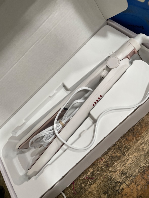 Photo 1 of **ACTUAL RETAIL IS $24 **Conair Hair Straightener, Double Ceramic, 1" Extra-Long Plates | Double ceramic hair straightener for all hair types with 5 heat settings to 410°F, 30-second heat up & a claw clip