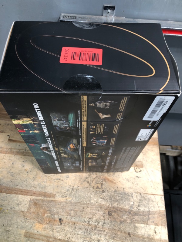 View 2 of 007 First Light - Legacy Edition - Xbox Series X