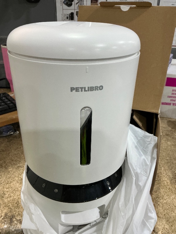 View 2 of PETLIBRO Automatic Cat Feeder with Camera