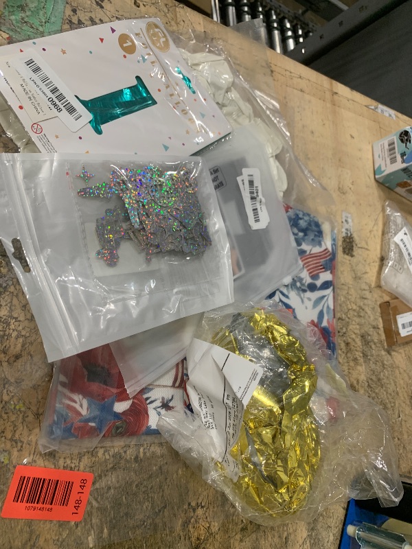 Photo 1 of
Please see picture for all items -Bundle