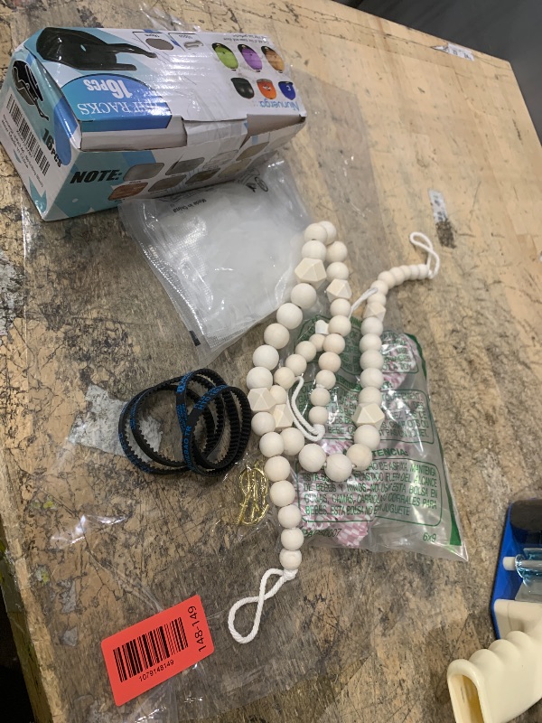 Photo 1 of
Please see picture for all items -Bundle