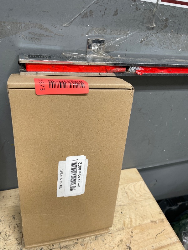 Photo 1 of 100 Pack Disposable Luer Lock Adapters, Transparent Needle Holder Connectors, Luer-Compatible Laboratory Connectors for Laboratory & Industrial Use