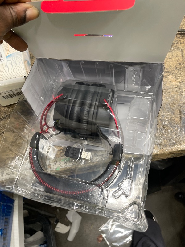Photo 1 of **MISSING MIC** HyperX Cloud Alpha Wireless - Gaming Headset for PC, 300-hour battery life, DTS Headphone:X Spatial Audio, Memory foam, Dual Chamber Drivers, Noise-canceling mic, Durable aluminum frame,Red