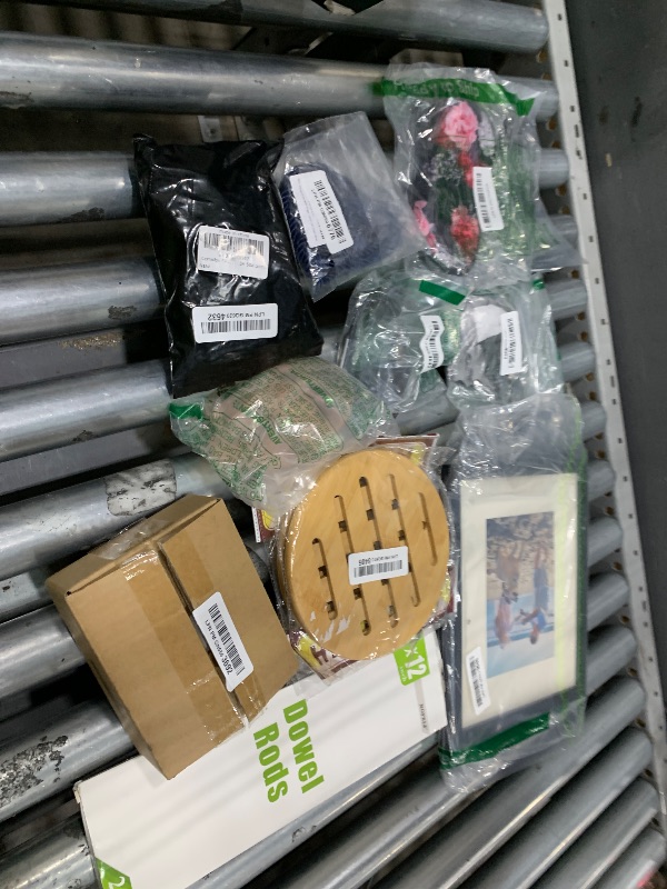 Photo 1 of ** SOLD AS IS BUNDLE OF MISCELLANEOUS AND SORTED GOODS **