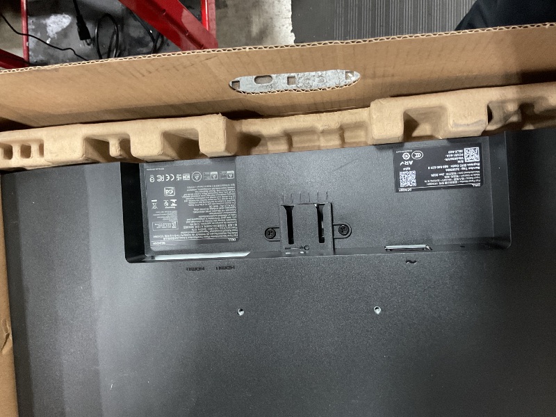 View 3 of Dell 24 Monitor - SE2426H - 23.8-inch FHD (1920x1080) 144Hz 1ms Display, in-Plane Switching (IPS) Technology, AMD FreeSync™, TÜV 3-Star 2X HDMI, Tilt