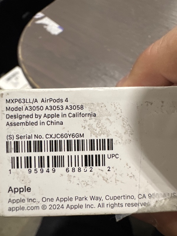 Photo 1 of Apple AirPods 4 Wireless Earbuds