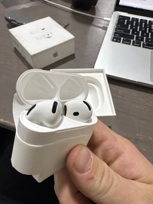 Photo 1 of Apple AirPods 4 Wireless Earbuds